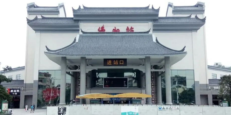 嘉興到佛山物流專(zhuān)線(xiàn)-嘉興至佛山貨運(yùn)公司